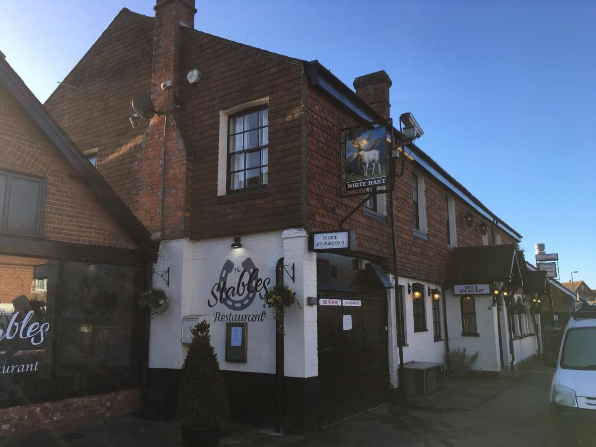 The White Hart Pub And Rooms Cranleigh Quarto foto