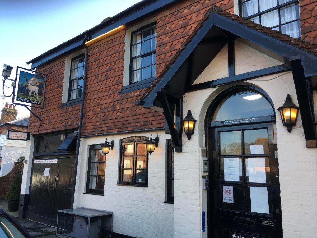 The White Hart Pub And Rooms Cranleigh Exterior foto